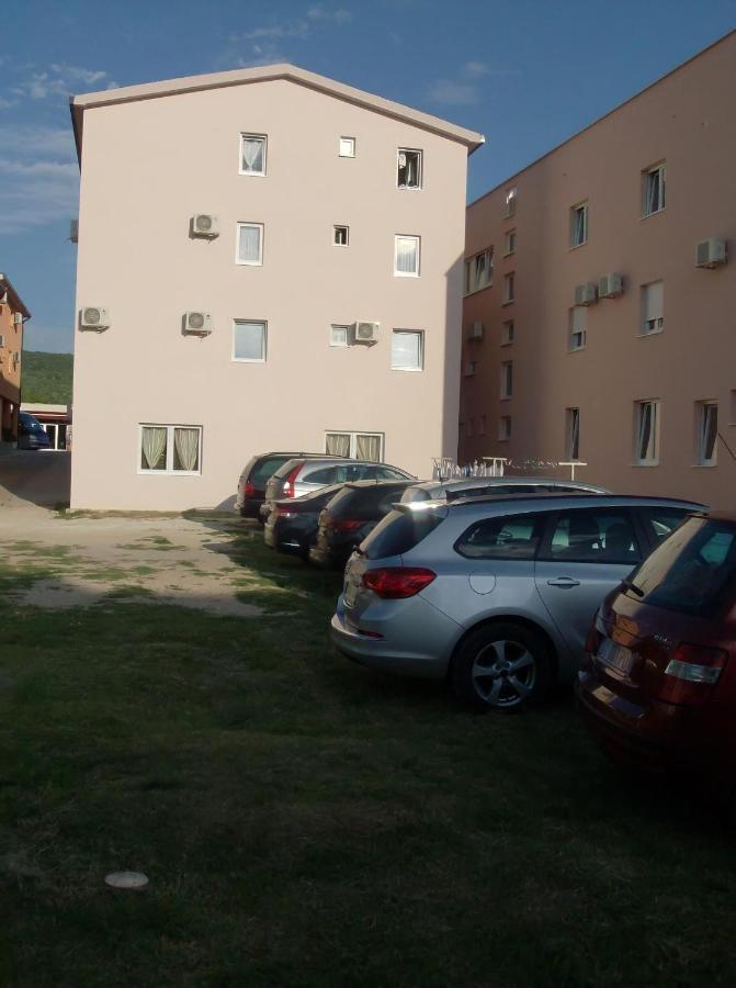 Pansion Maglica Bed and Breakfast Međugorje Εξωτερικό φωτογραφία